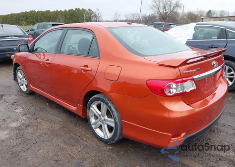 2013 Toyota Corolla S Special Edition z USA, uszkodzony, nr VIN 2T1BU4EEXDC096353